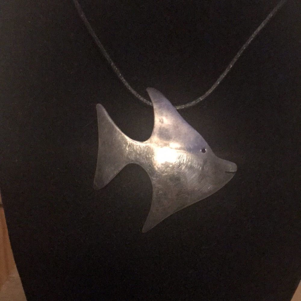 Vintage Silver Fish Pendent Pin